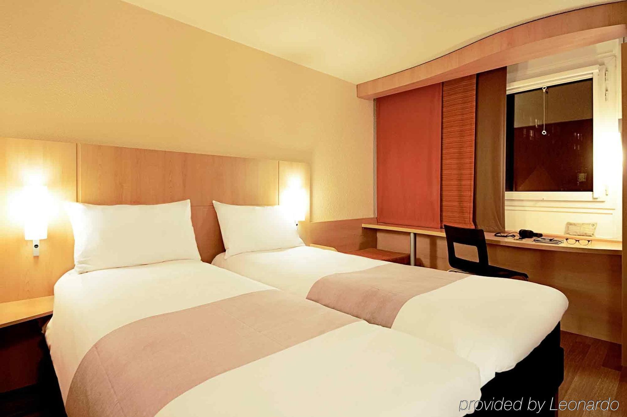 Ibis Aulnay Paris Nord Expo Hotel Exterior photo